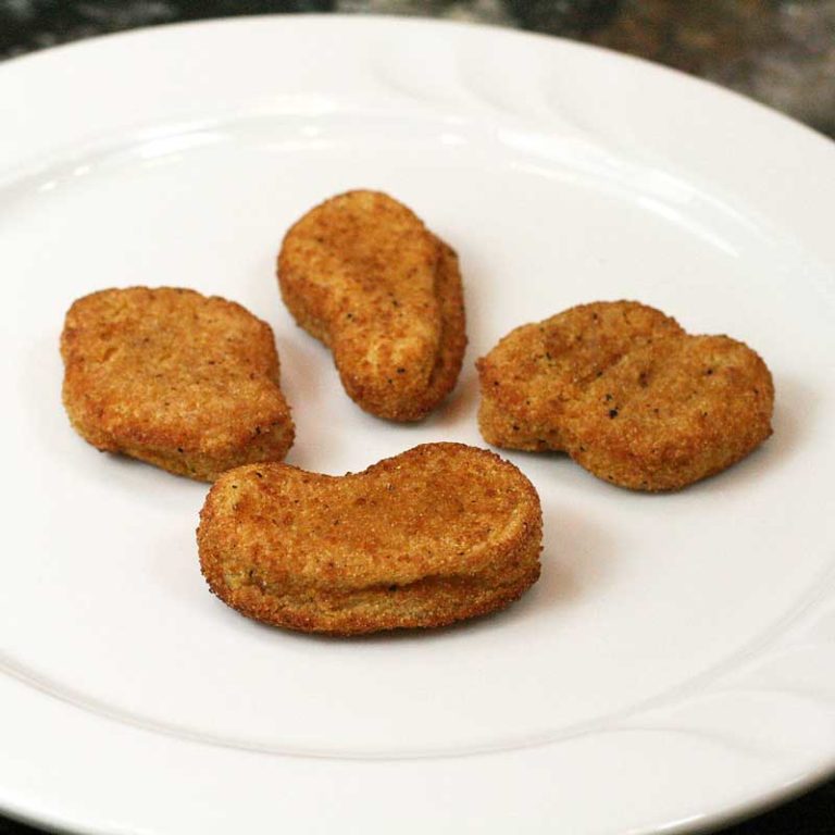 CN Whole Grain Breaded Breast Nuggets, Fully Cooked, Frozen, 0.8 oz